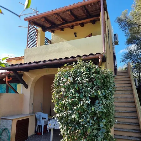 Ajo Al Mare 度假居 圣特奥多罗